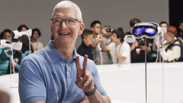 Apple has 520 reasons why its $3,499 Vision Pro headset will prevail over Meta's Quest - Vimarsana News