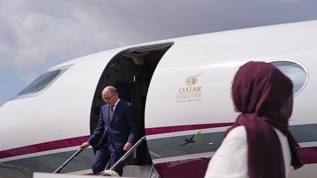 Aircraft mega-deals prompt bubble warning from industry veterans