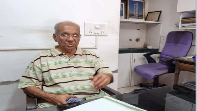 Read how SM Malde, 74-year-old real estate agent from Mumbai, becomes oldest candidate to clear MahaRERA exam - Vimarsana News