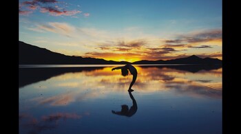 June 21 is International Yoga Day. (Photo: Farsai Chaikulngamdee via Unsplash)