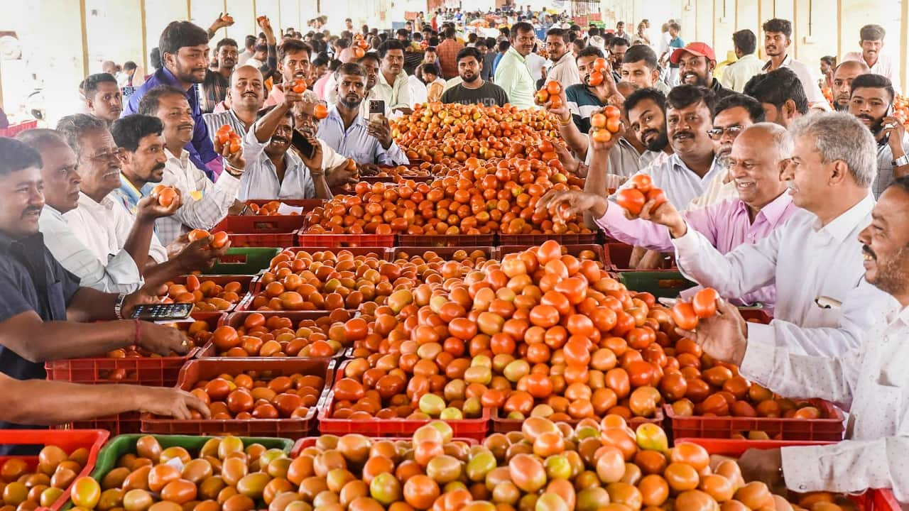 Retail inflation eases to four-month low of 5.22% in December