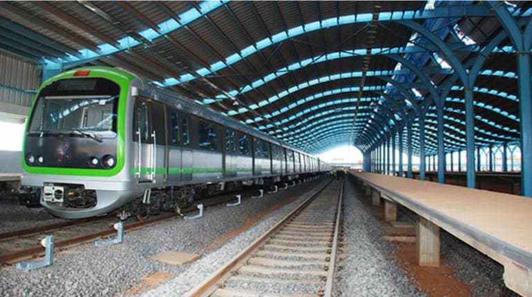 Urban planning experts say mega projects don't address Bengaluru’s traffic congestion issues, speedy approvals of Metro line expansion, integration and swift implementation of suburban rail projects, and increased funding for buses do. (Photo: Wikimedia Commons) Urban planning experts say mega projects don't address Bengaluru’s traffic congestion issues, speedy approvals of Metro line expansion, integration and swift implementation of suburban rail projects, and increased funding for buses do. (Photo: Wikimedia Commons)