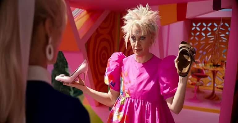 Barbie chooses between red pill and blue pill, a reference to the Matrix series.