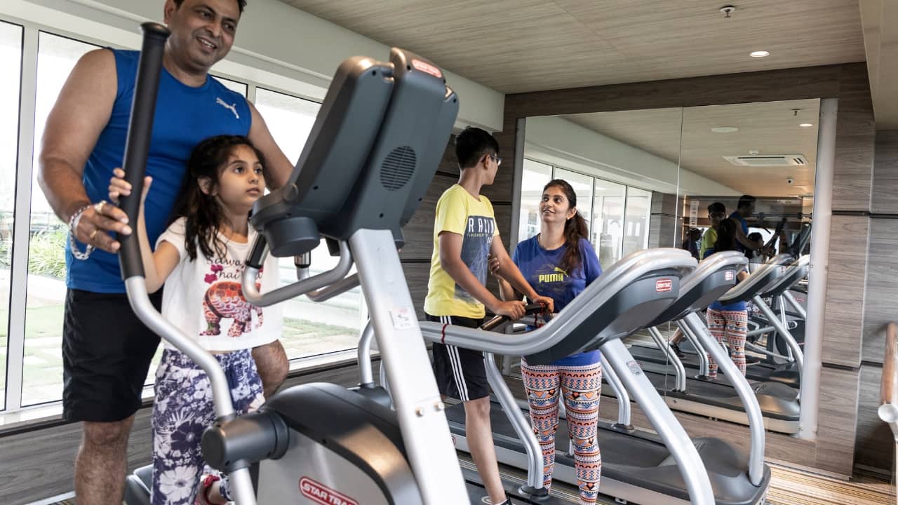 How much is too much exercise? Follow this fitness formula of the best workouts according to your age