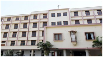 Loreto College is a Catholic women's college in Park Street, Kolkata. (Image: loretocollege.in)