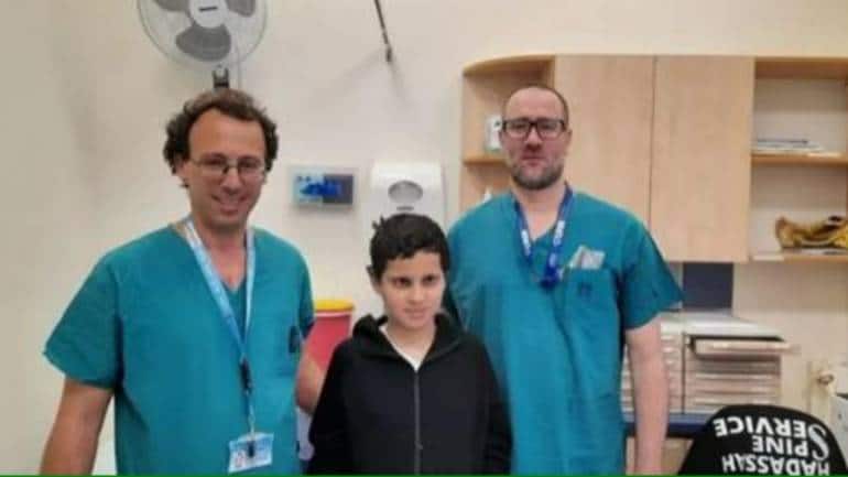 Doctors reattach boy's head to his neck in miracle surgery - Vimarsana News