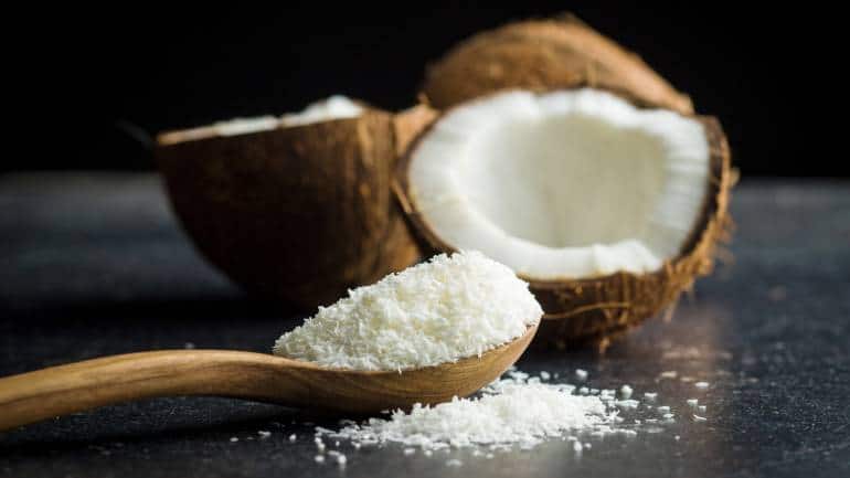 Health benefits of coconut kernel (Image: Canva)