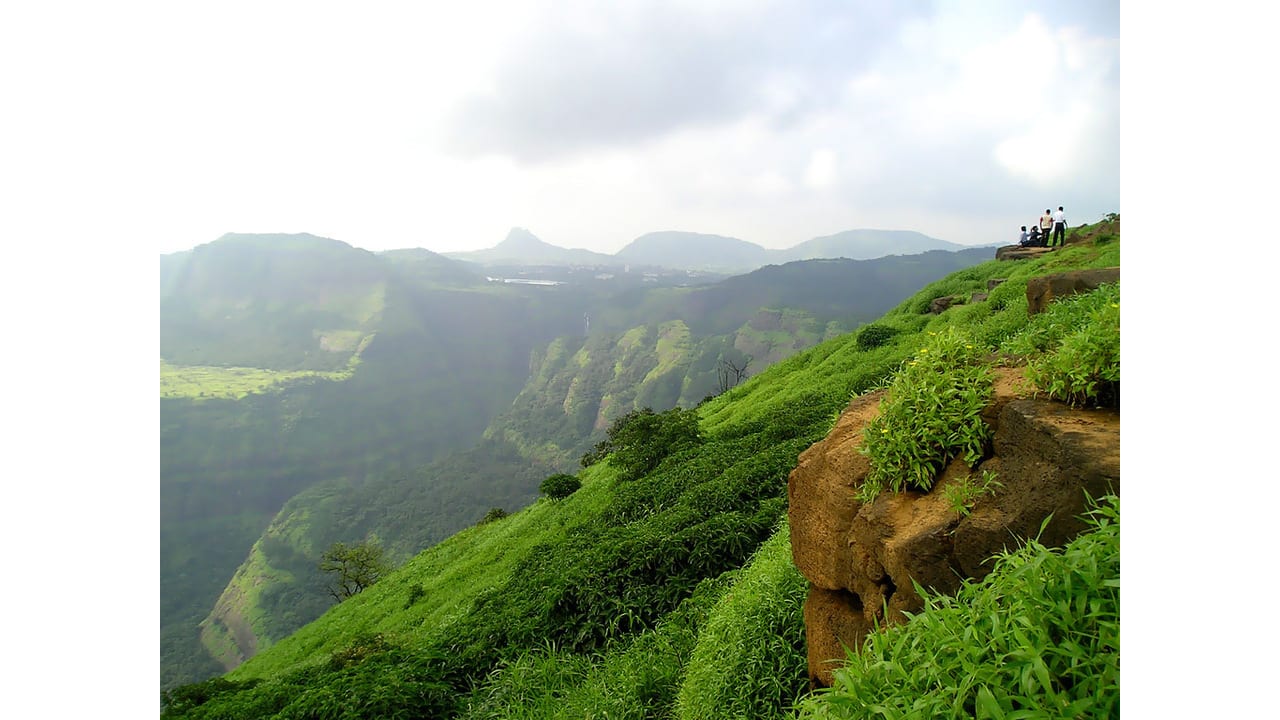 7 Indian destinations that are perfect for a monsoon vacation amid nature 7 Indian destinations that are perfect for a monsoon vacation amid nature