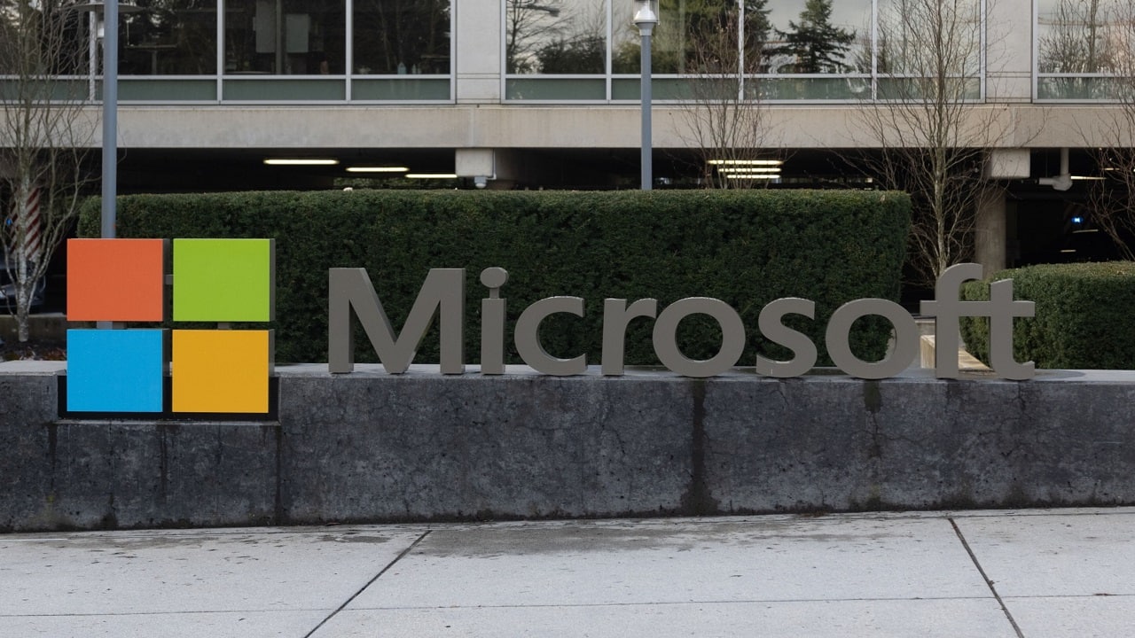 Microsoft discussed selling Bing to Apple as Google replacement