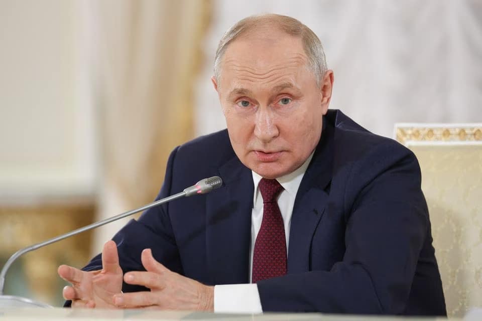 Vladimir Putin takes hard line on Ukraine in Tucker Carlson interview