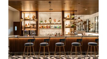 The bar at Amadeo By Oberoi.