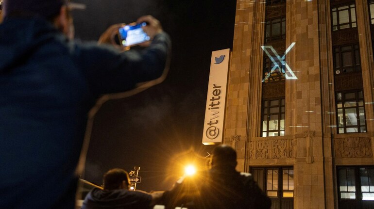 Indonesia temporarily blocks X.com Twitter rebrand