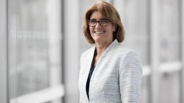 Why the world needs more female central bankers