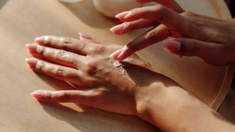Can Nail Polish Cause Contact Dermatitis?