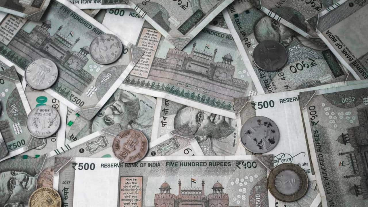 7th Pay Commission DA Hike: Central government employees to get 45% hike in DA. Check details here 7th Pay Commission DA Hike: Central government employees to get 45% hike in DA. Check details here