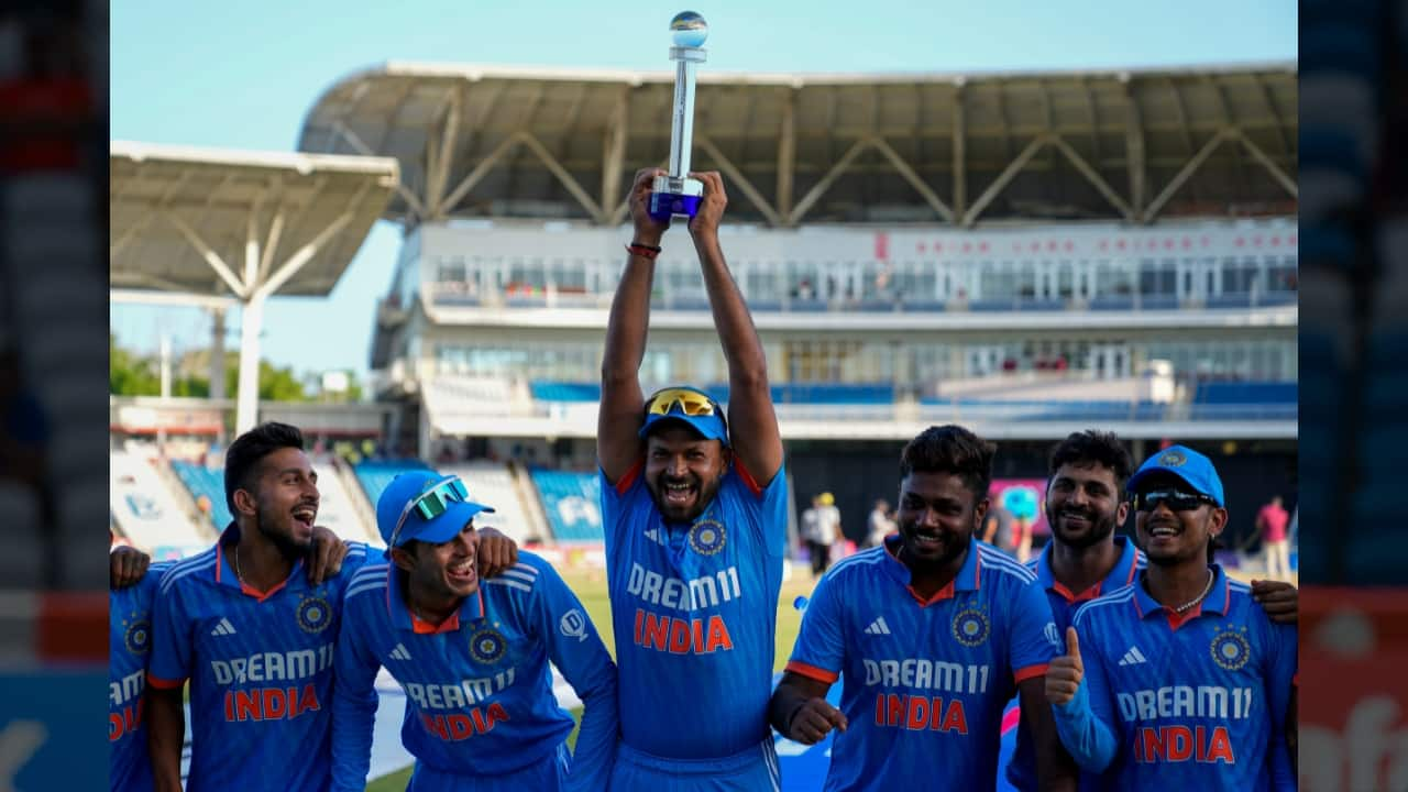 India Inflicts 200 Run Defeat On West Indies To Win Odi Series By 2 1 9034