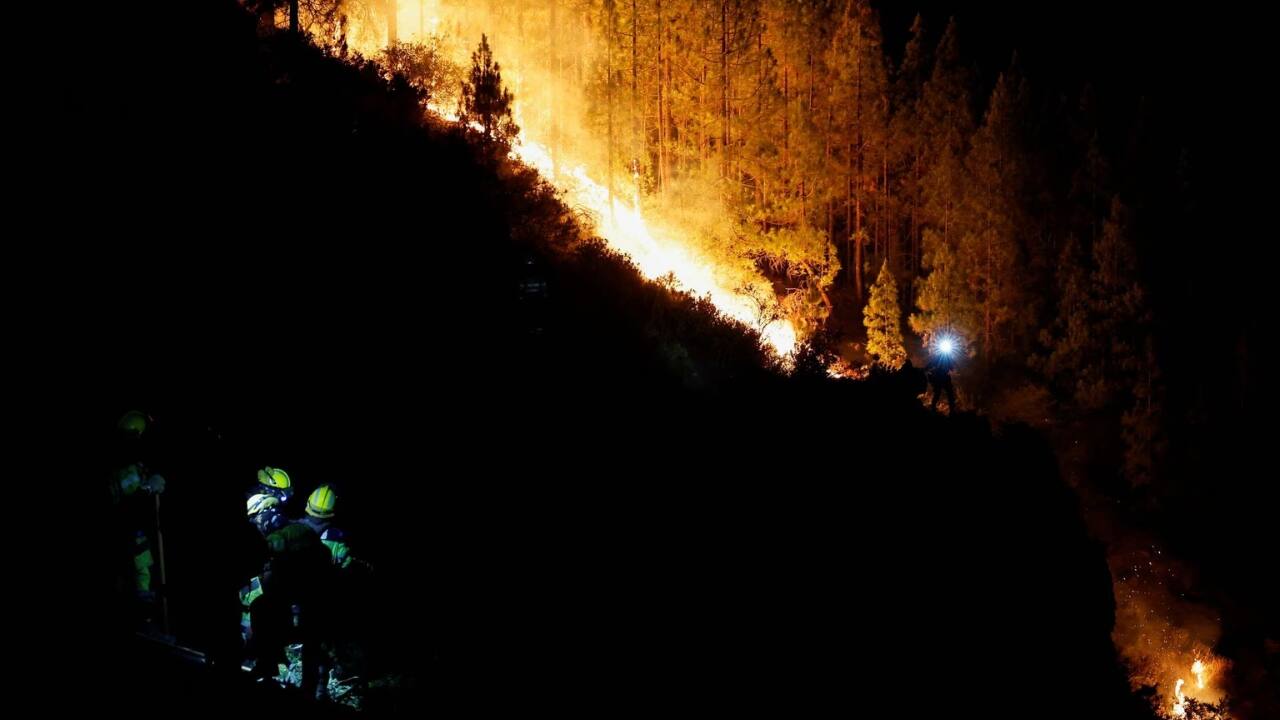 &quot;The fire is still advancing ... but the priority is to defend the population centres tonight,&quot; the region's leader, Fernando Clavijo, told a press conference near midnight. Earlier he said the wildfire is the most complex the Canary Islands has faced in the last 40 years. (Image: Reuters)