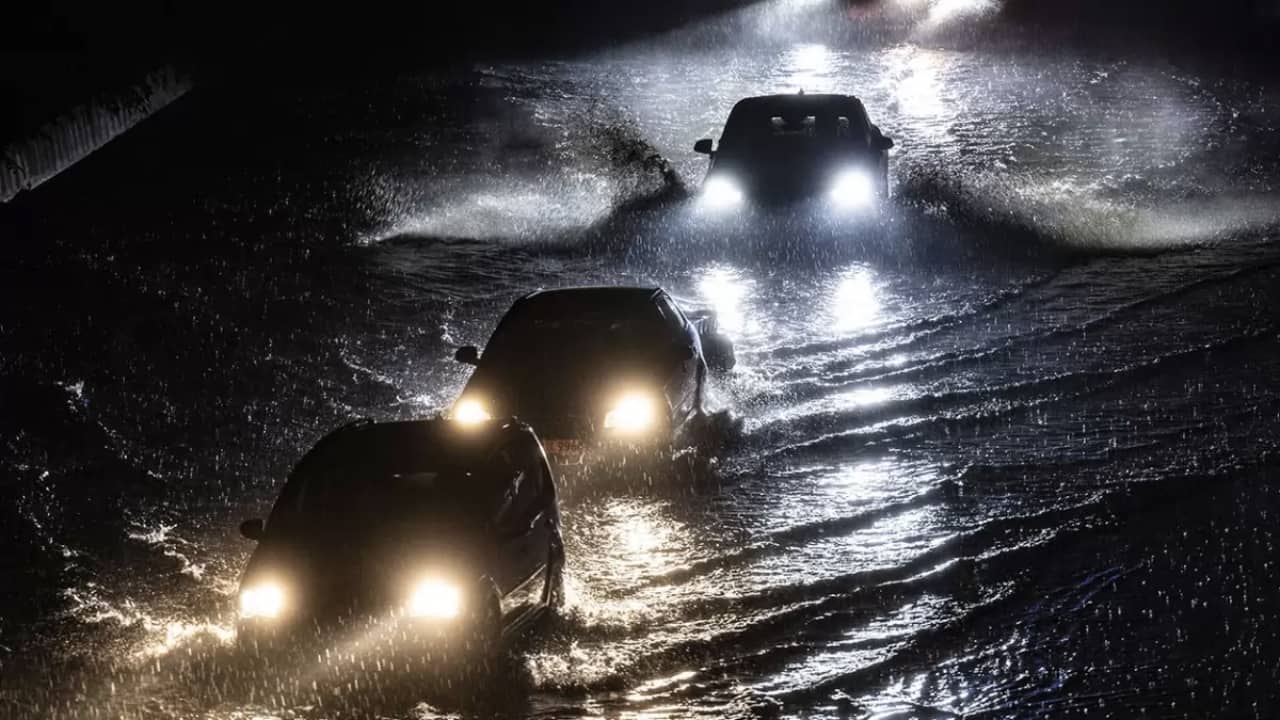 It was reported that there have been over 350 incidents of water flooding into buildings, along with 17 instances of fallen trees. In response to these situations, off-duty personnel were mobilized and called in to provide assistance. (Image: AP)