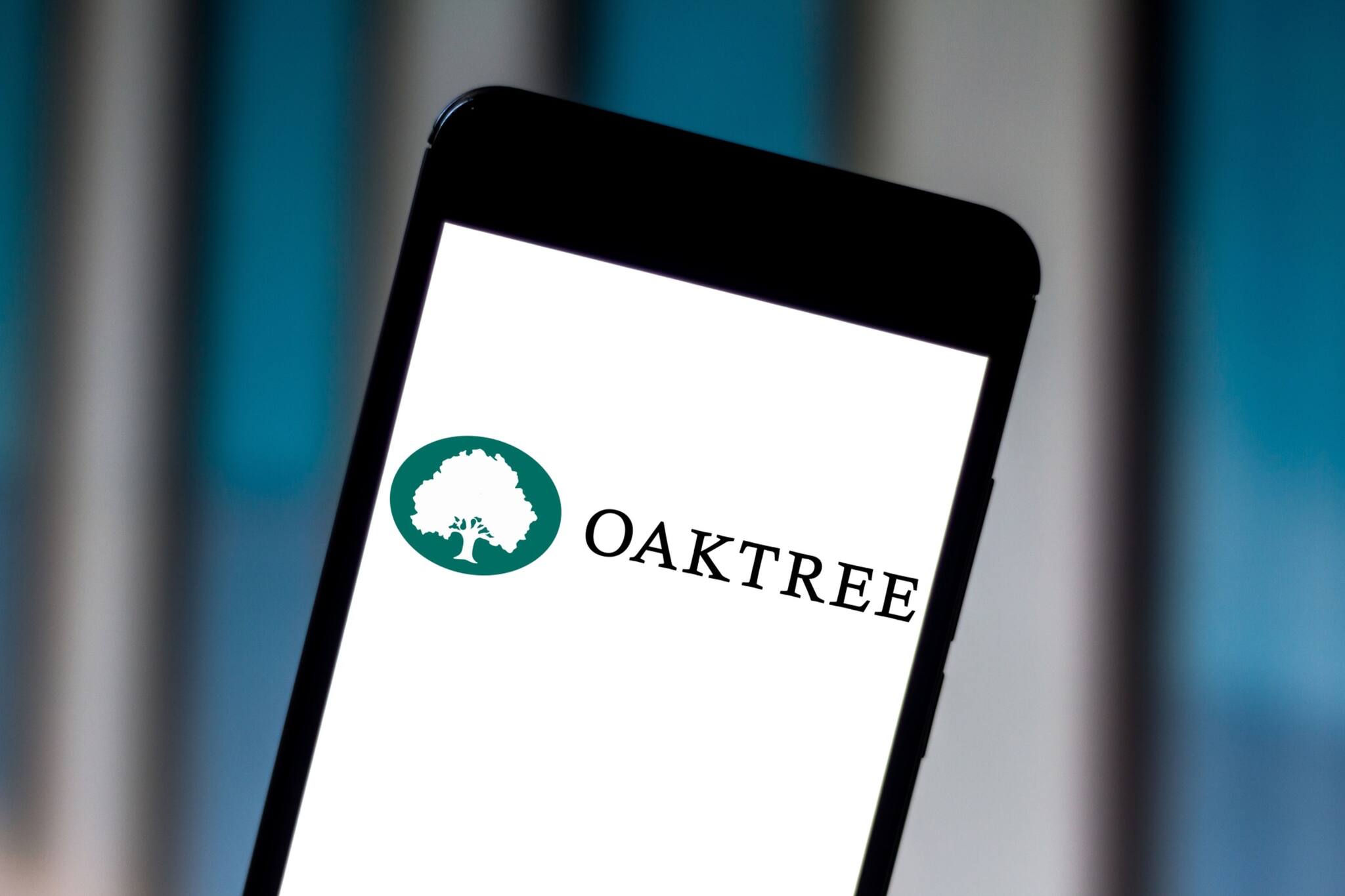 Oaktree targets record private debt fund of over $18 billion