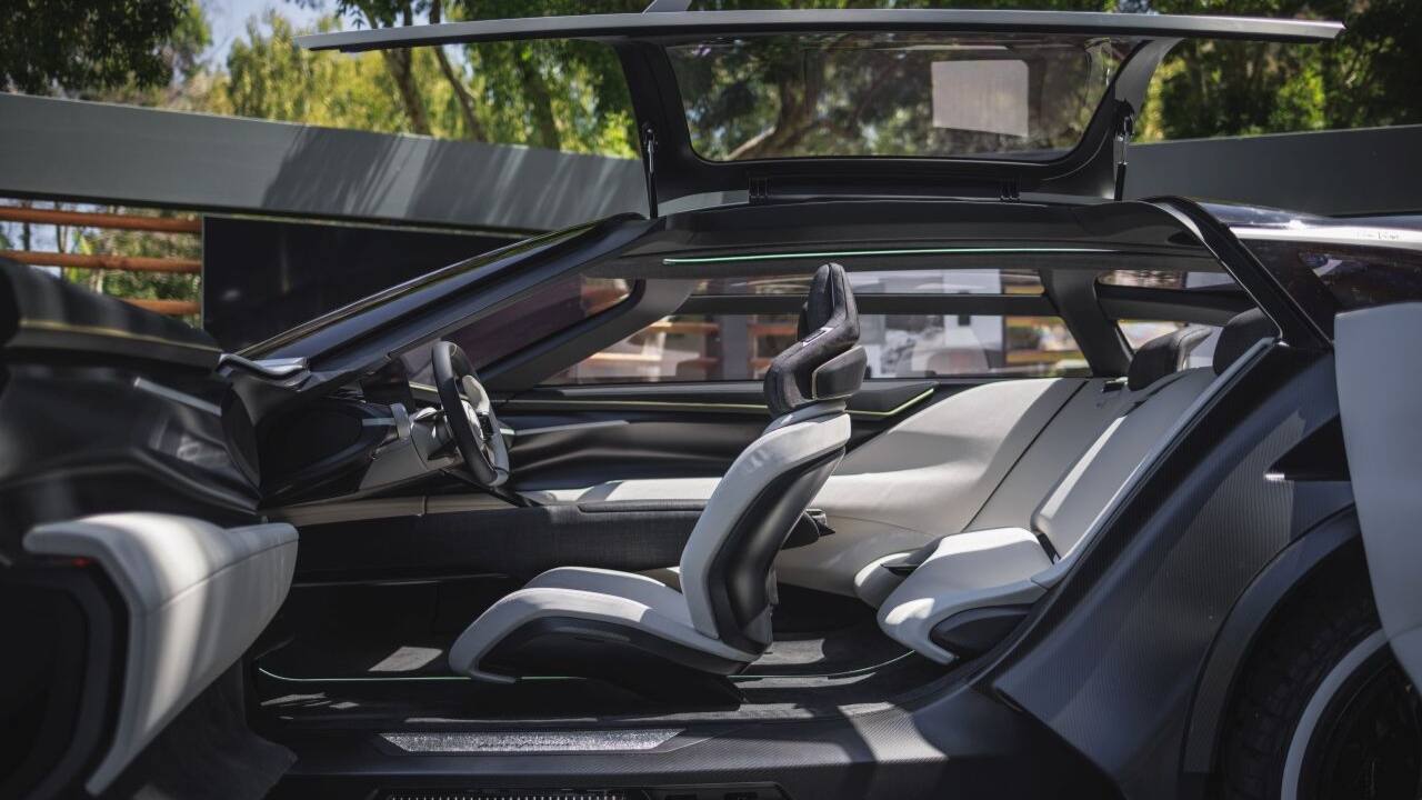 The overall styling is fairly minimalistic, and the company says the textile used for the interior combines 30 percent Nativa wool and 70 percent recycled polyester. It is a four-seater and thanks to the electric skateboard architecture, the floor is flat. The front seats seem to be supported in the centre and appear to float while at the rear, a wine cooler is positioned between the seats. Finally, the roof is a single pane of glass allowing for luxurious levels of airiness and views. (Image: Automobili Pininfarina)