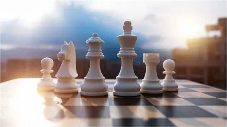 R Praggnanandha's mother gets emotional as he enters Chess World Cup semi-finals. See pics - Vimarsana News