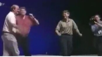 A still from the 1995 video shared by Bill Gates.