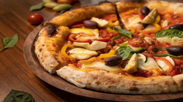 Zomato-backed Magicpin, Domino's amp up food delivery discounts on ONDC