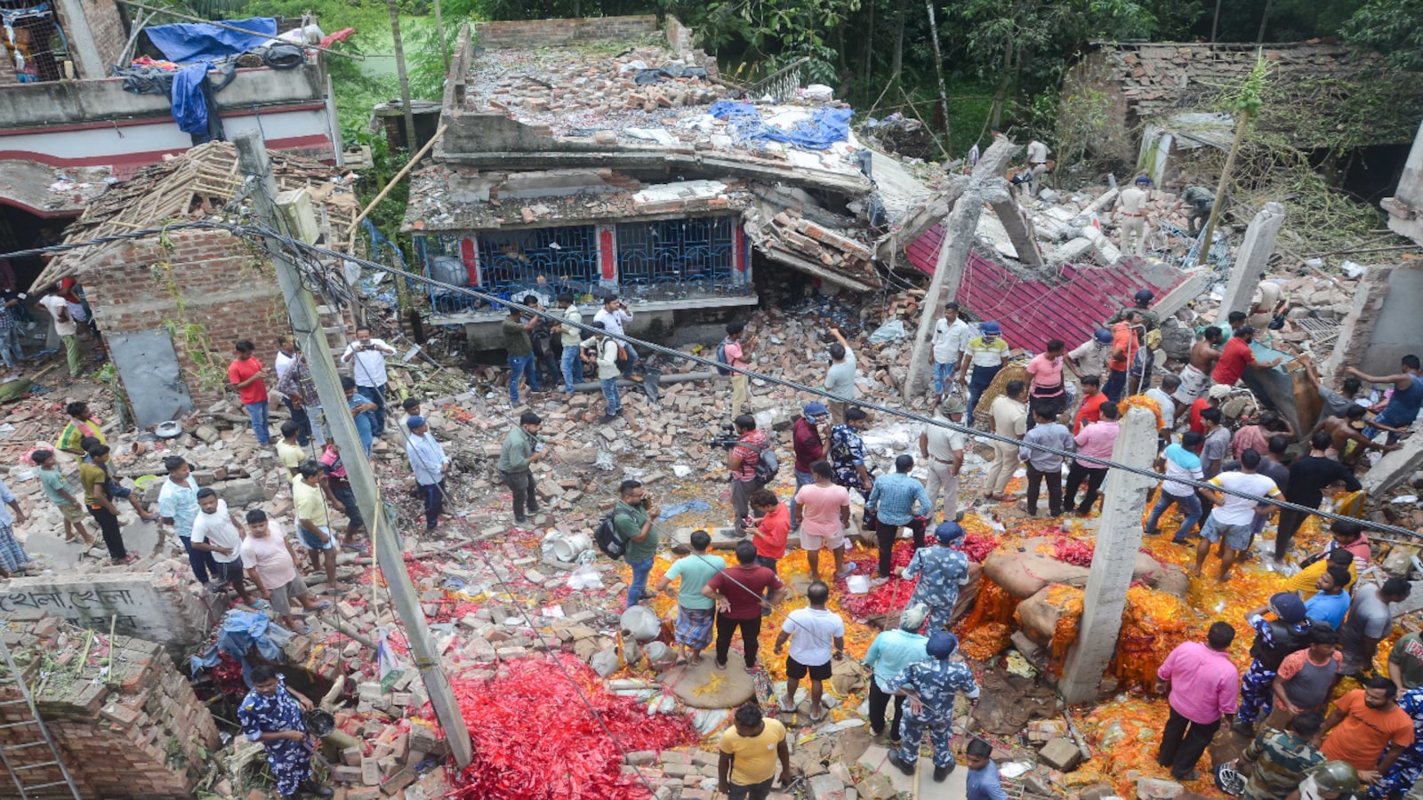 Blast in illegal firecracker factory claims 6 lives, BJP demands NIA probe, Guv to visit spot Blast in illegal firecracker factory claims 6 lives, BJP demands NIA probe, Guv to visit spot