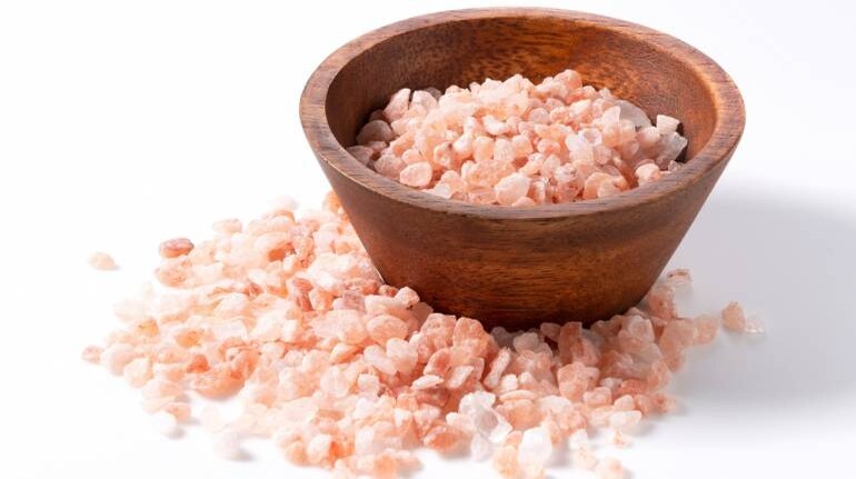 10 health benefits of Himalayan salt water: Here's why you should start ...