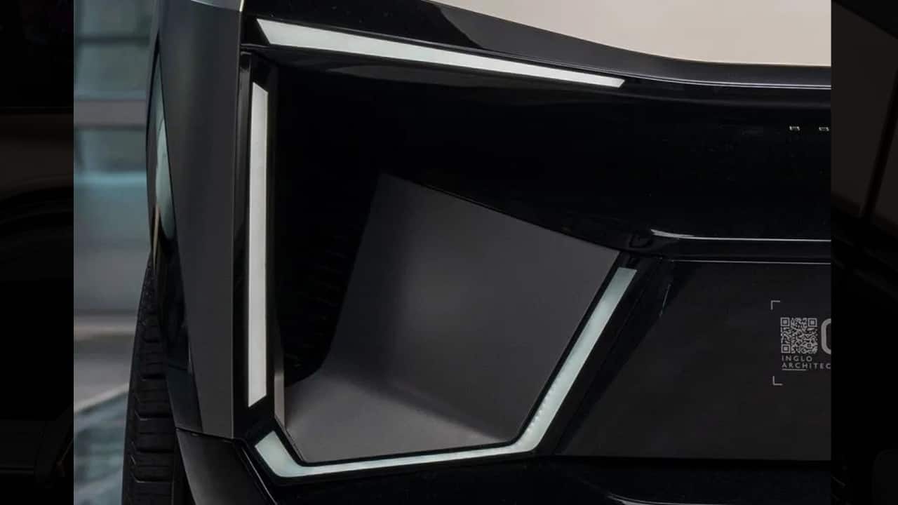 In terms of design, the teaser does give us a glimpse of what the production version looks like. What is most significant about this, however, is that the BE.05 will have a large single-pane glass roof. The car has also been spotted testing on the streets, and, at first glance, the BE.05 looks almost identical to the concept, but with some subtle changes. The cuts and creases, for example, on the exterior panels have been smoothed out a bit and conventional outside rear-view mirrors have taken the place of wing cameras. (Image: Mahindra Electric Automobile)