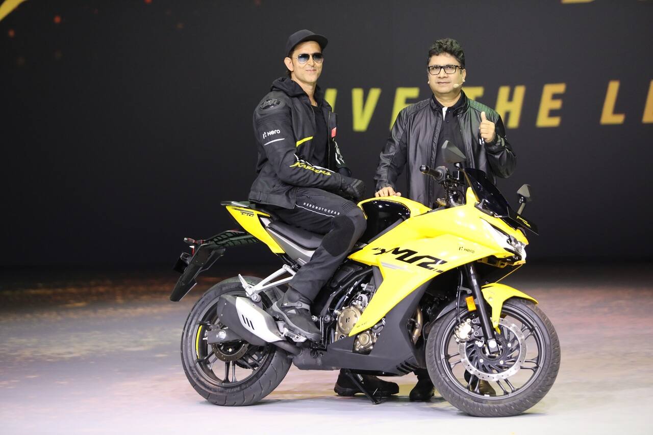 Hero MotoCorp: The electric vehicle maker has raised Rs 900 crore from its existing investor Hero MotoCorp and GIC, through a rights issue. Company plans to use the funds for new product launch and expansion of its charging infrastructure and retail network. Hero MotoCorp: The electric vehicle maker has raised Rs 900 crore from its existing investor Hero MotoCorp and GIC, through a rights issue. Company plans to use the funds for new product launch and expansion of its charging infrastructure and retail network.