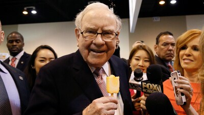 Warren Buffett still lives in the same home he bought 67 years ago: 'Couldn't imagine having...'