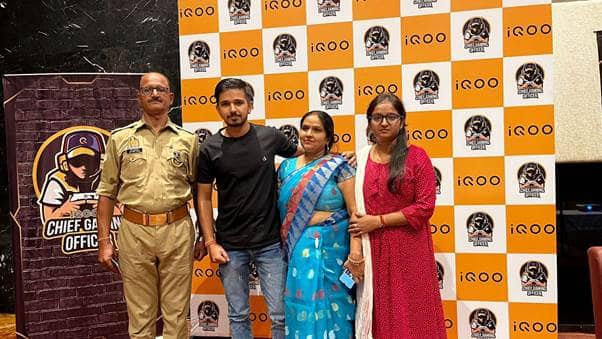 iQOO's Chief Gaming Officer Shwetank Pandey with his family 