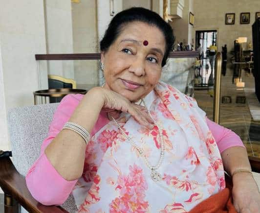 Asha Bhosle.