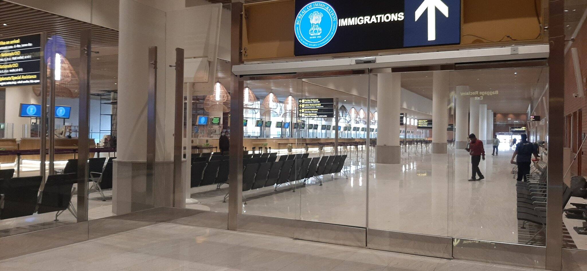 Bengaluru airport’s hasty decision to shift international ops to T2 leads to last-minute U-turn & chaos Bengaluru airport’s hasty decision to shift international ops to T2 leads to last-minute U-turn & chaos