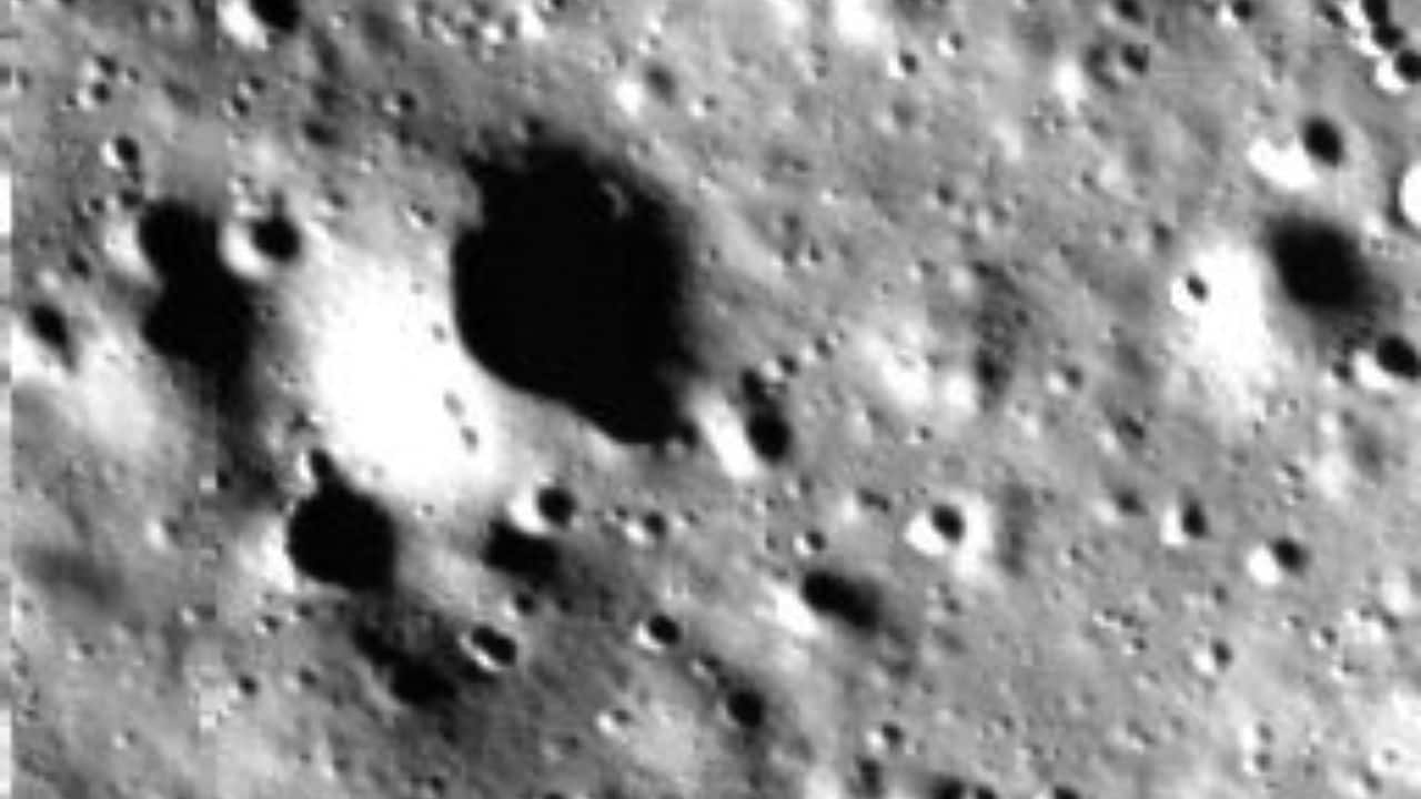 Chandrayaan3 sends images of Moon after lunar landing See pics