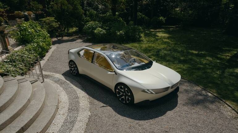 https://images.moneycontrol.com/static-mcnews/2023/09/01-The-BMW-Vision-Neue-Klasse-770x433.jpg?impolicy=website&width=770&height=431