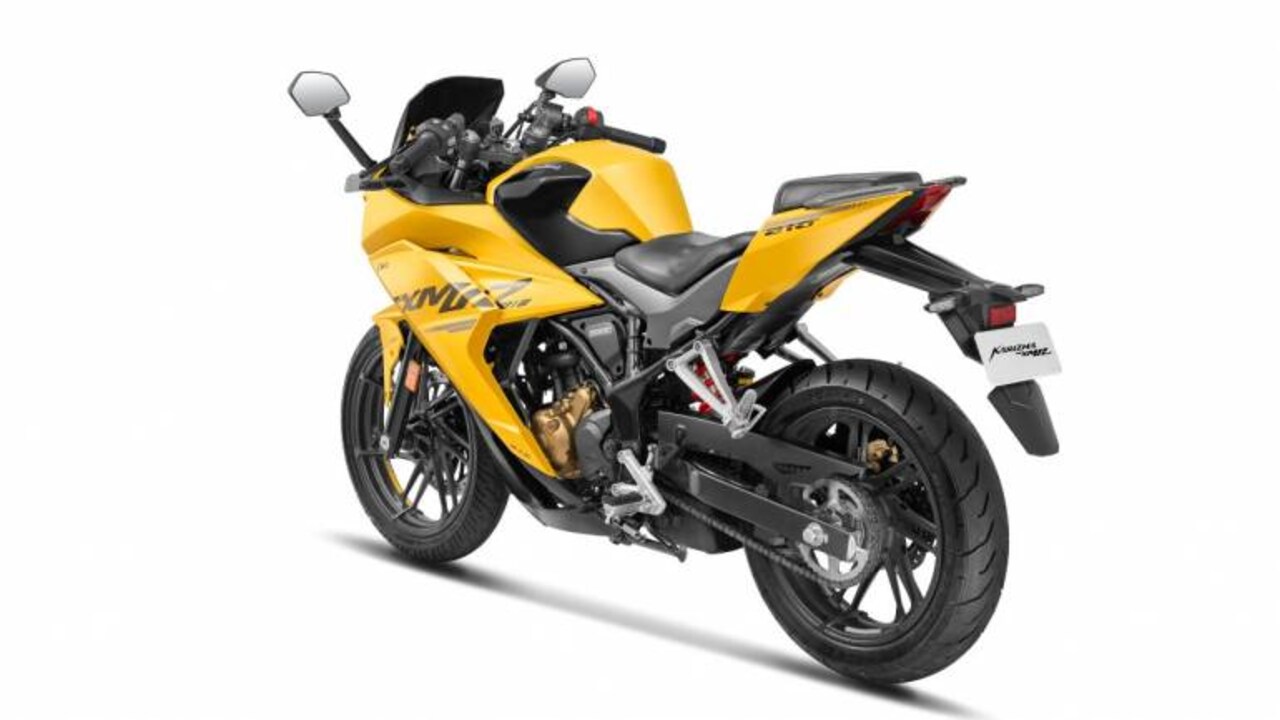Take a look at top features of the new Hero Karizma XMR | Moneycontrol News