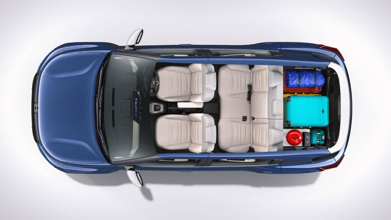 The SUV was created using the same modular architecture used by the automaker to create the C3 hatchback, which was released in India last year. The C3 Aircross has a distinctive 5+2 seating arrangement, and the manufacturer claims that the last row will provide enough room for kids or short adults over shorter trips. When the third row is folded flat, the SUV has a 511-liter boot. (Image: Citroen)
