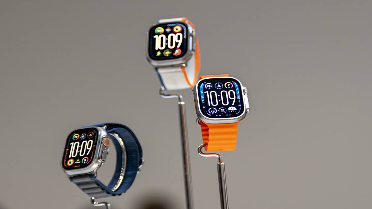 Apple leads the global smartwatch market but Chinese players close the gap