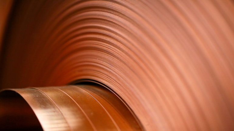 LME copper slips to eight-week low on weak cues from China economic data