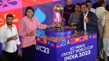 Ashok Dinda, Jhulan Goswami and Leander Paes unveil the men's ODI World Cup trophy at Eden Gardens, Kolkata. (Photo by Annesha Ghosh)