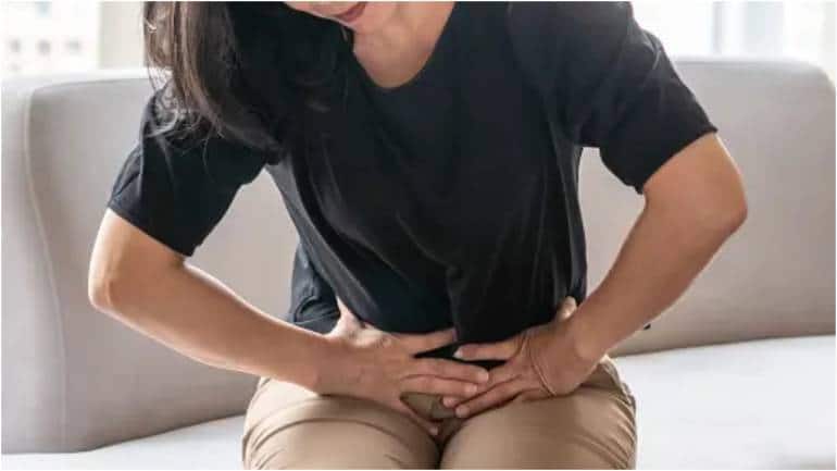 Australia woman, 25, urges women to never ignore simple pain in stomach. Here's why - Vimarsana News