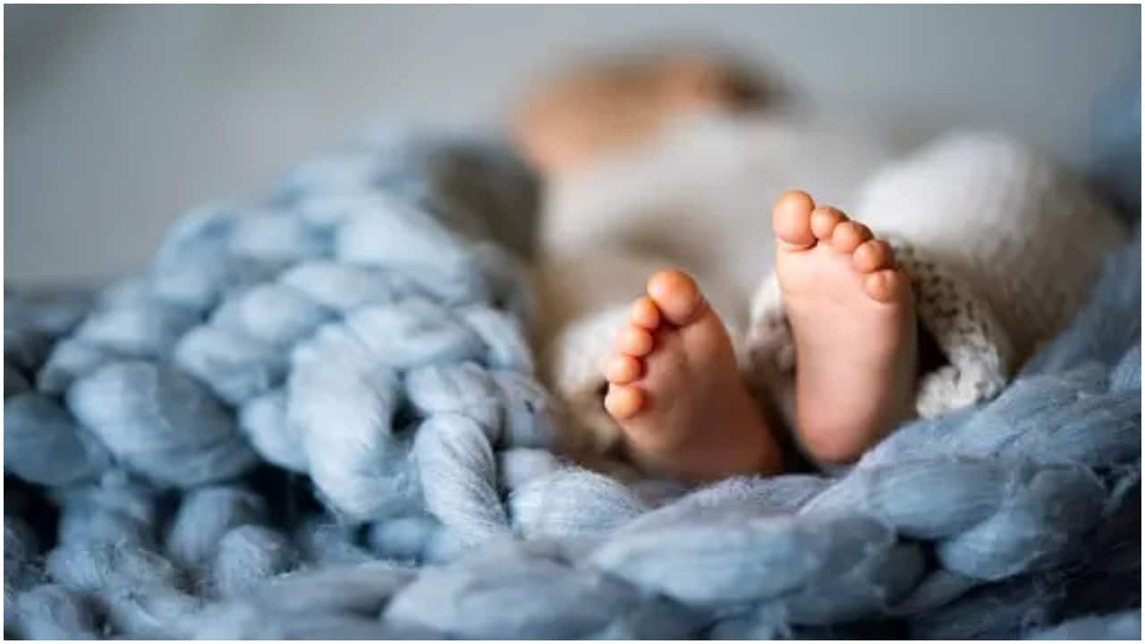 Baby found moving in coffin at her funeral, declared dead again at hospital Baby found moving in coffin at her funeral, declared dead again at hospital