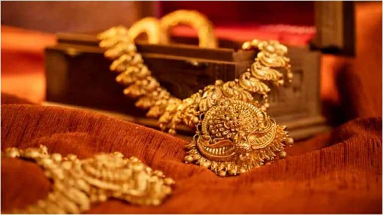 Kalyan Jewellers trades lower despite 'buy' ratings from HSBC, Citi