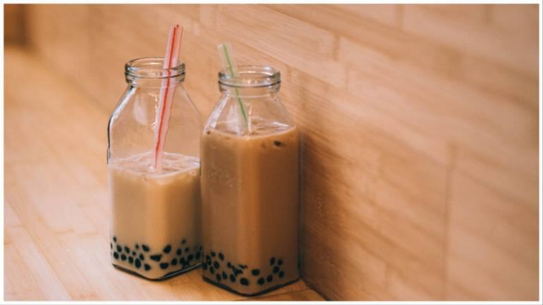 Chinese man sends milk tea bills to ex-colleagues that he treated them to at work - Vimarsana News