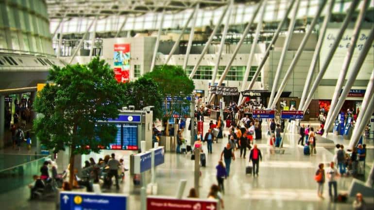 US airport workers caught stealing from passengers' luggage in CCTV footage - Vimarsana News