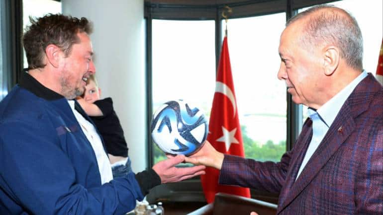 'Where's your wife?': Turkey president asks as Elon Musk shows up for meeting with son - Vimarsana News