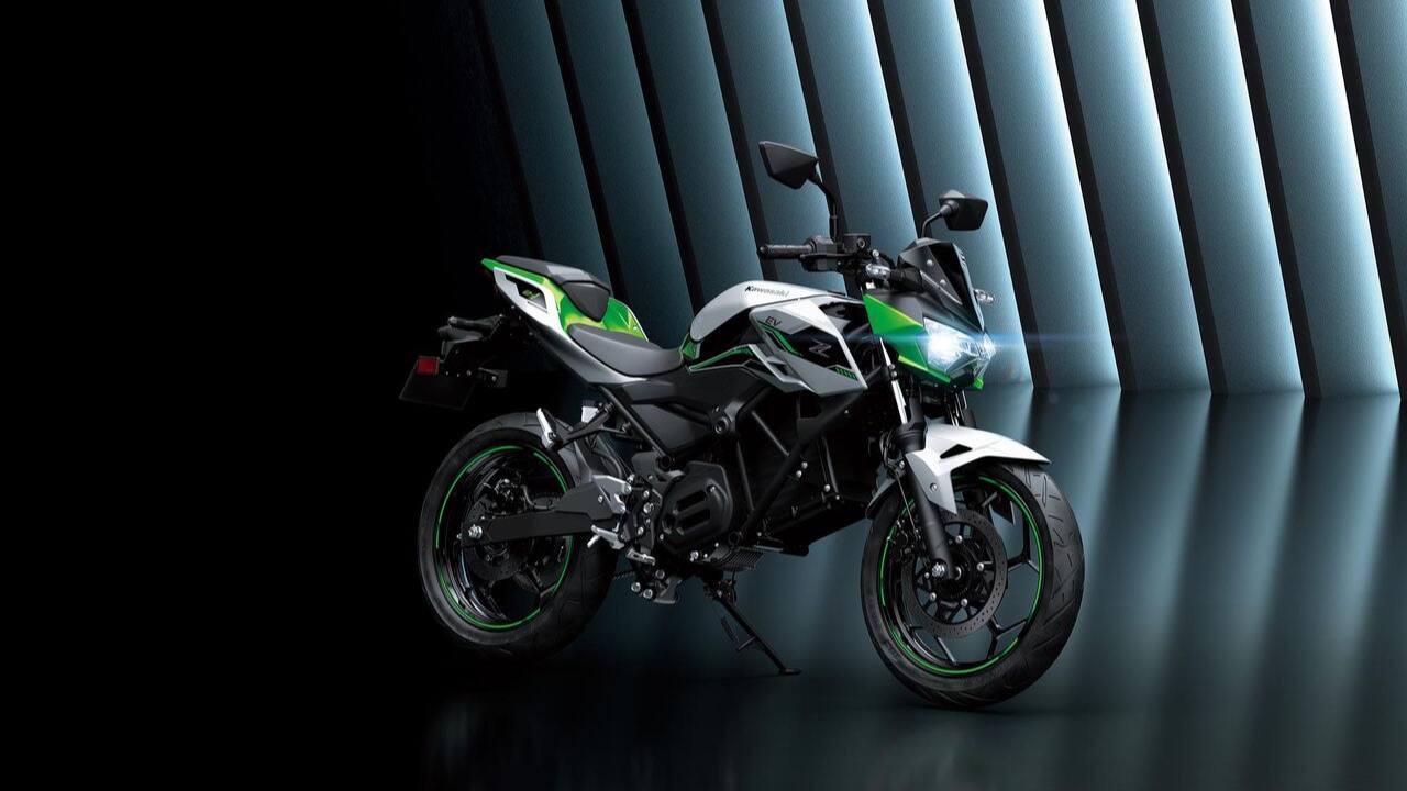 Both bikes offer two riding modes: Eco and Road, with top speeds of 64 km/h and 88 km/h in Eco mode, and 75 km/h and 99 km/h in Road mode when using e-boost for stronger acceleration. (Image: Kawasaki)