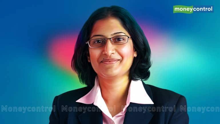 How Roshi Jain of HDFC Mutual Fund has stepped into giant shoes and gearing up for a marathon run - Vimarsana News